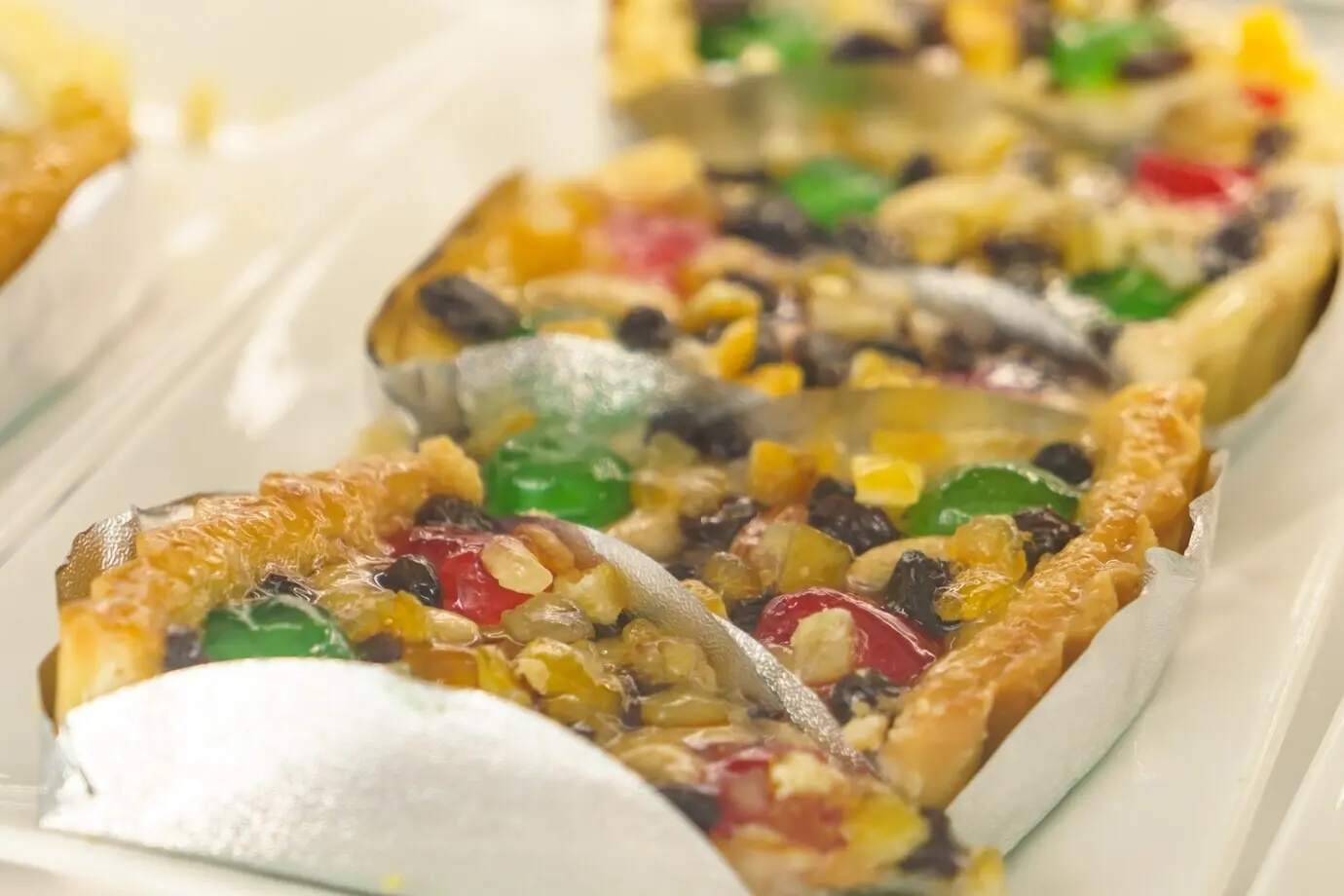 ¿Podrías facilitar la descripción original que deseas que parafrasee en español?